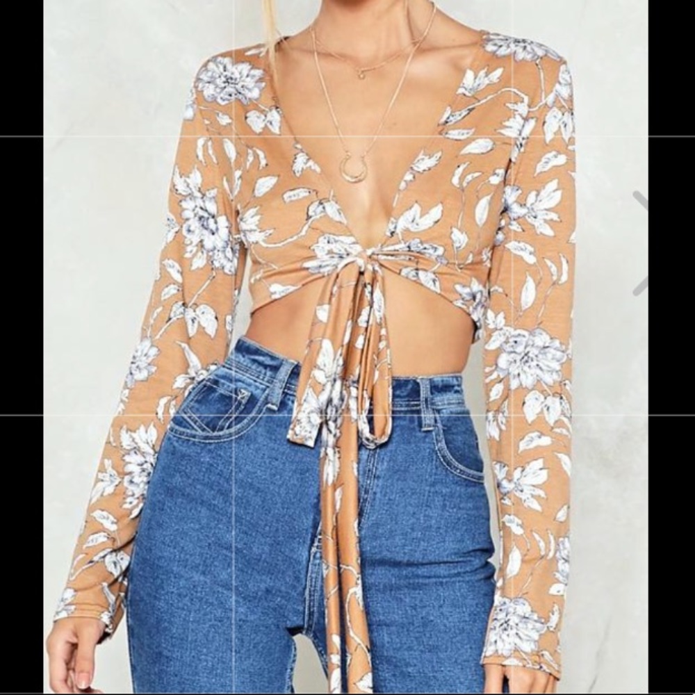 Floral crop top Brand new! Tags still attached